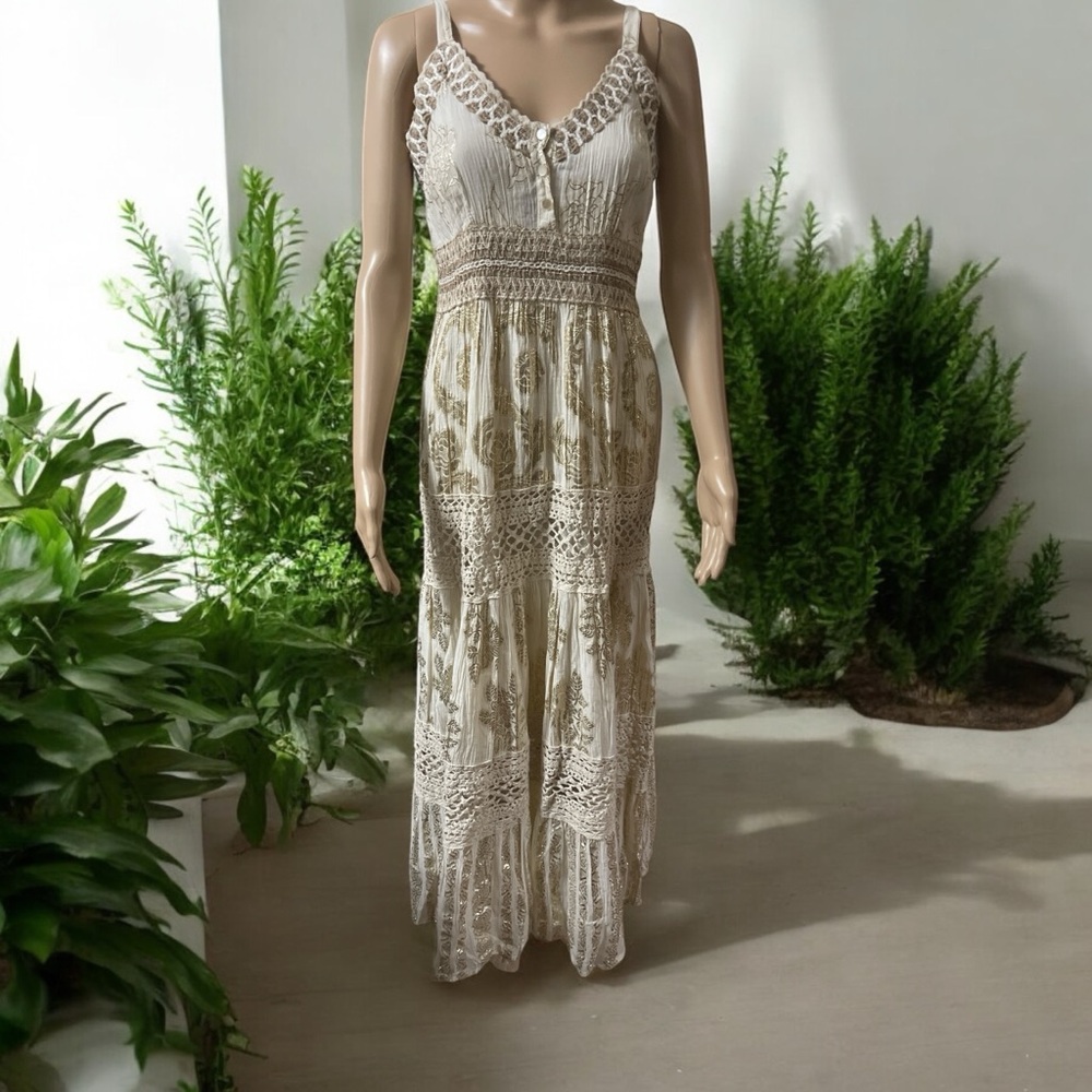 Elegant Cream Lace Maxi Dress